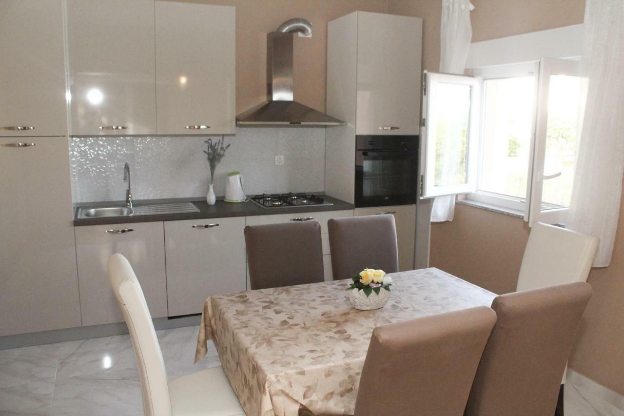 Apartman Dora Sukošan 外观 照片